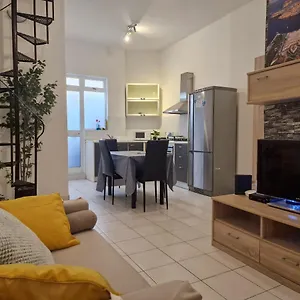 Balesa - Modern Duplex House In Appartamento